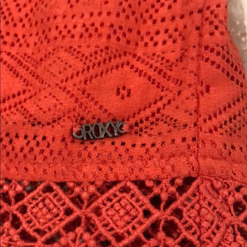 Sleeveless Roxy Dress - Picture 3 of 5